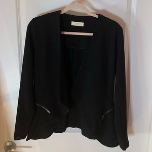 Asymmetrical black dress blazer size S, worn once